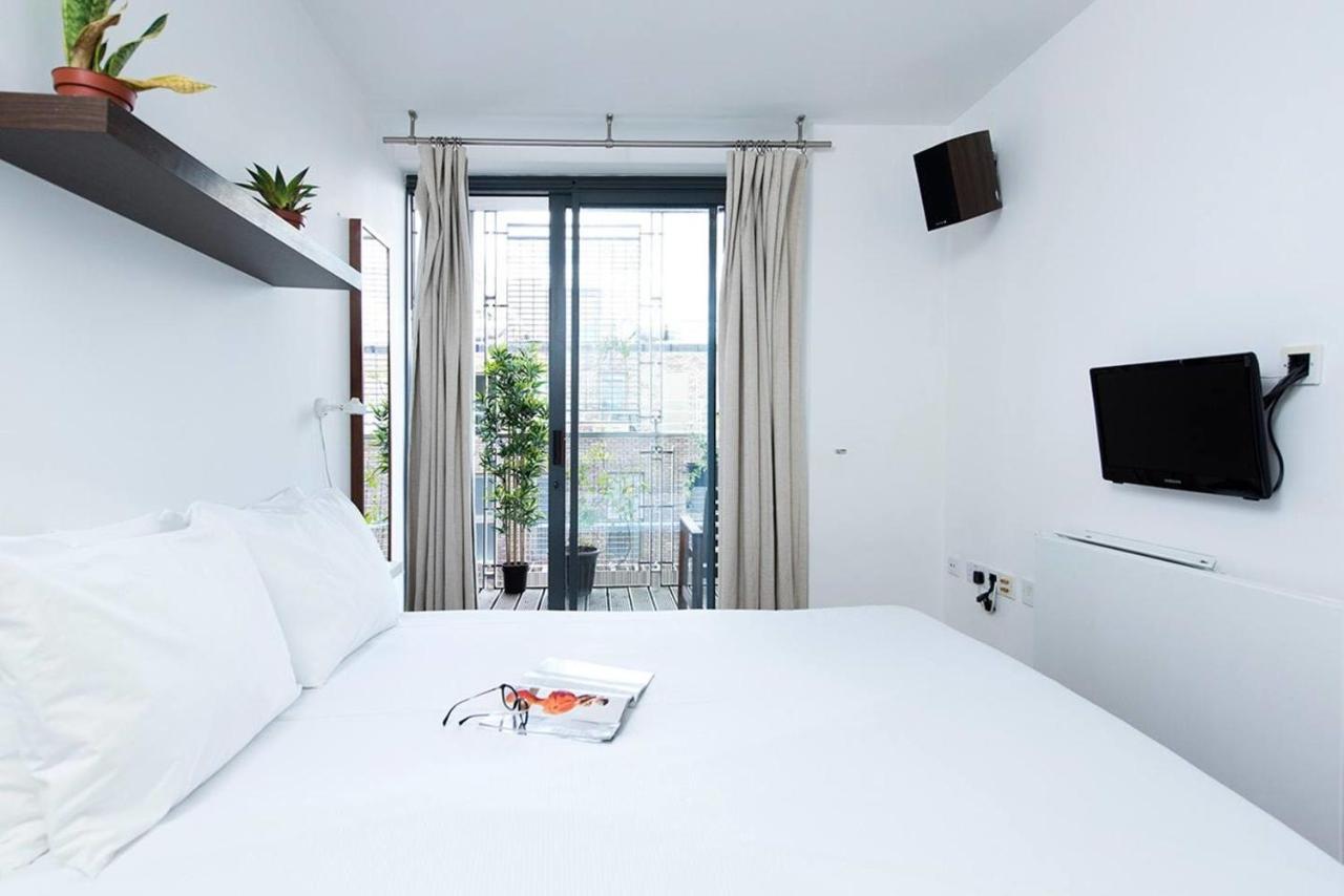 Stylish 2 Bedroom Flat With Balcony In London Kültér fotó